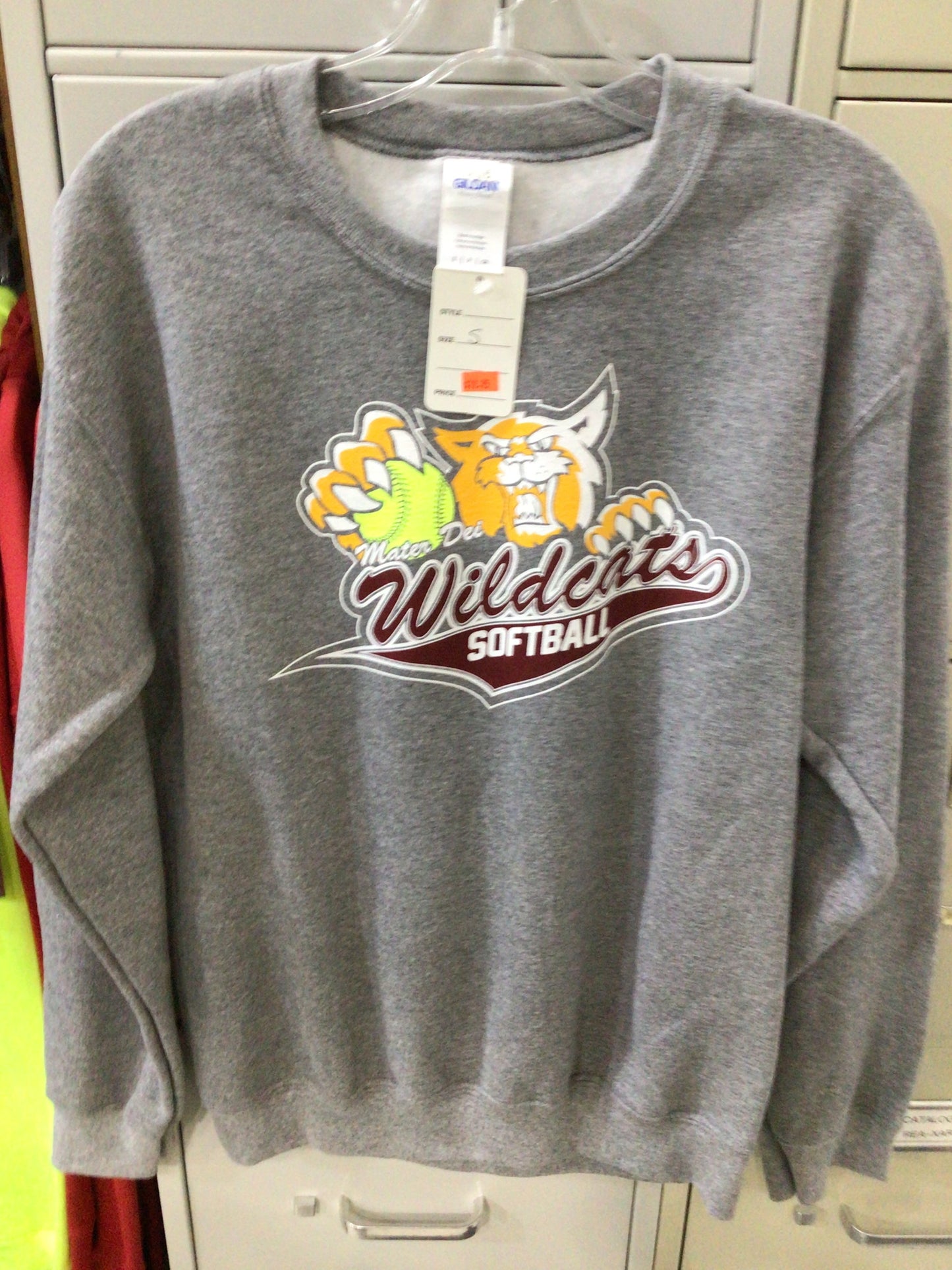 Mater Dei - Softball Gildan Crew Sweatshirt