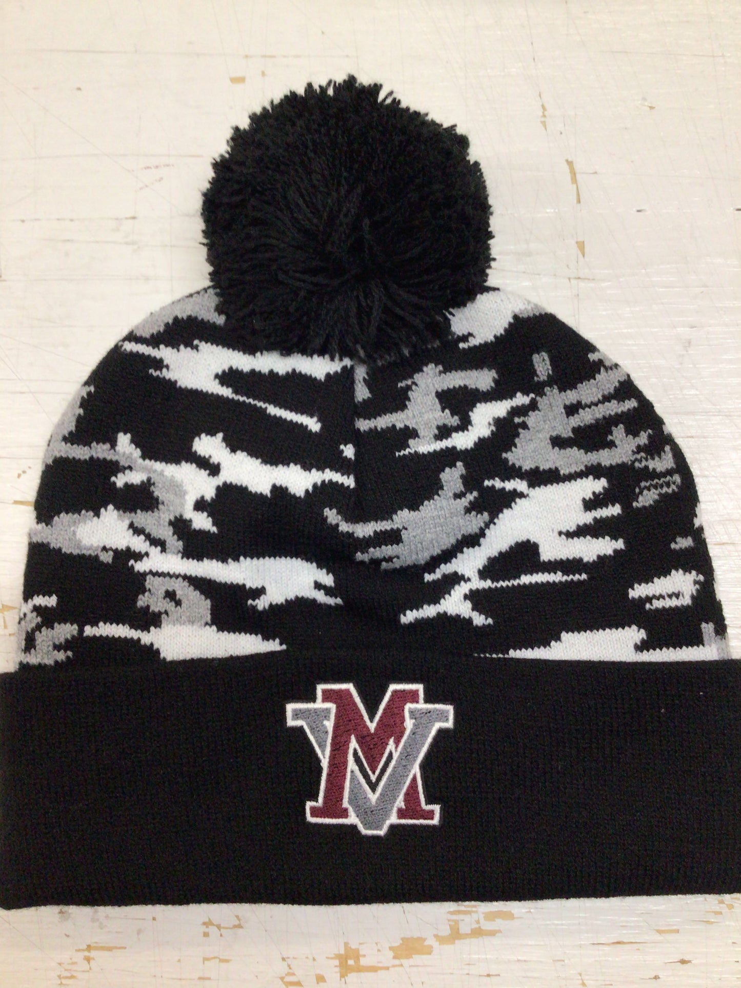 Mt. Vernon - Camo Pennant Pom Pom Beanie