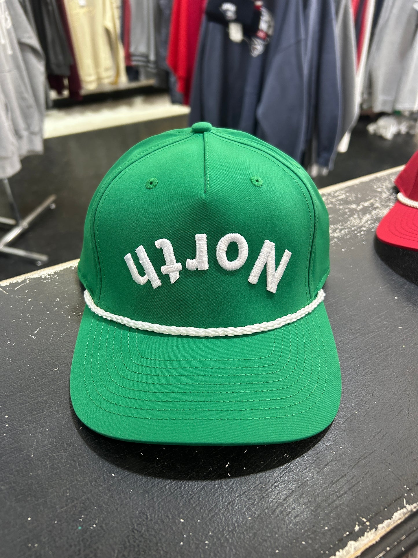 North - Upside Down Rope Hat