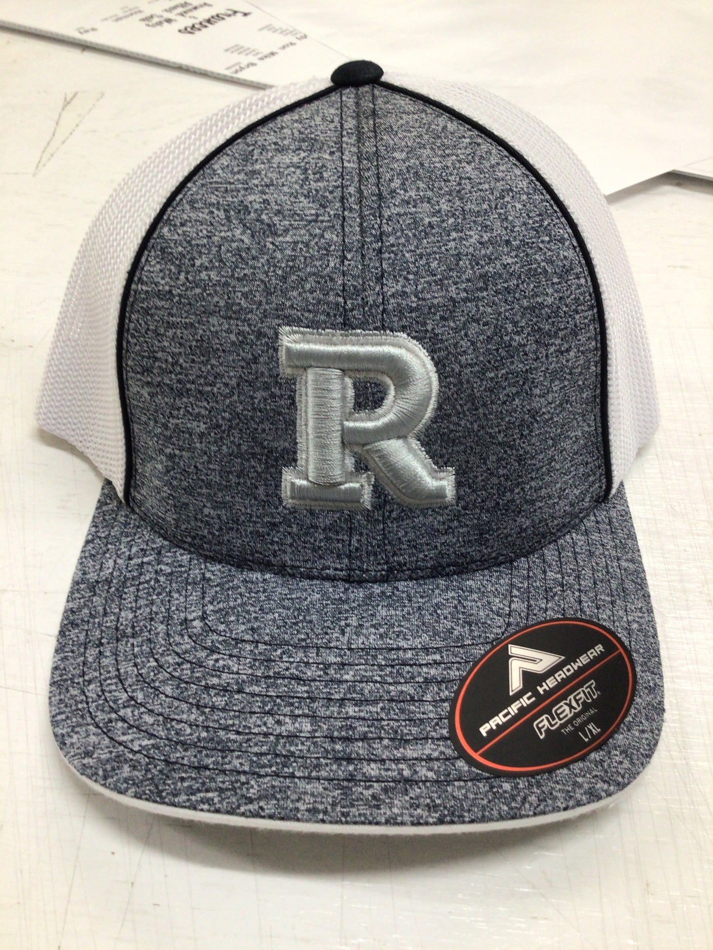 Reitz - FlexFit Pacific Headwear R Trucker Htr