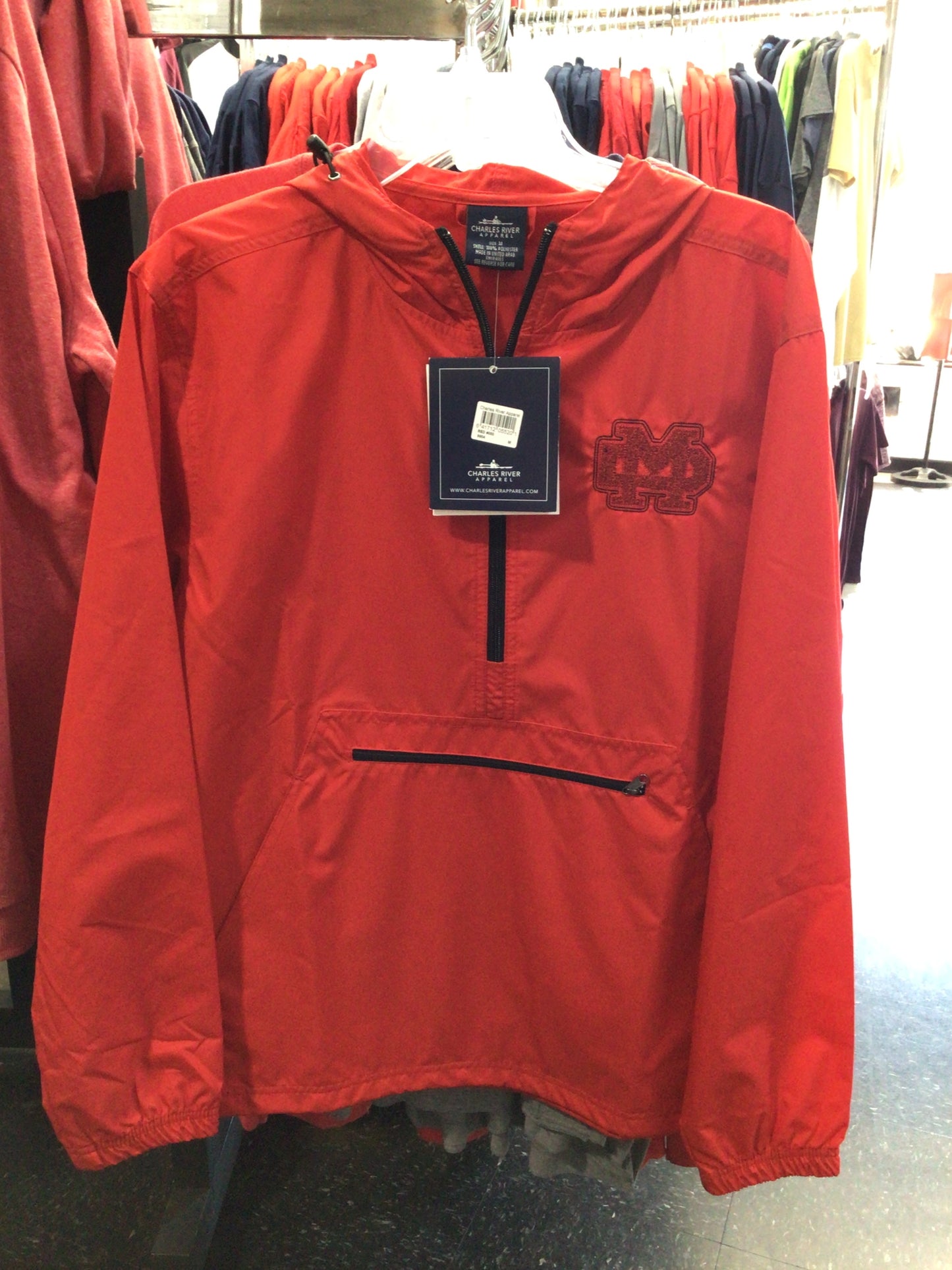 Mater Dei - PackNGo Pullover