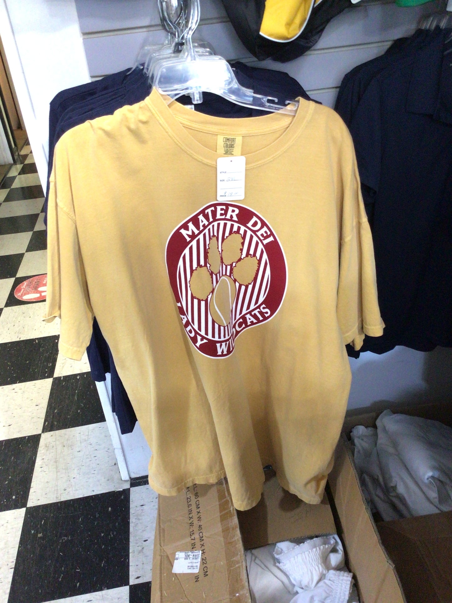 Mater Dei - Tennis Paw Print CC S/S Tee