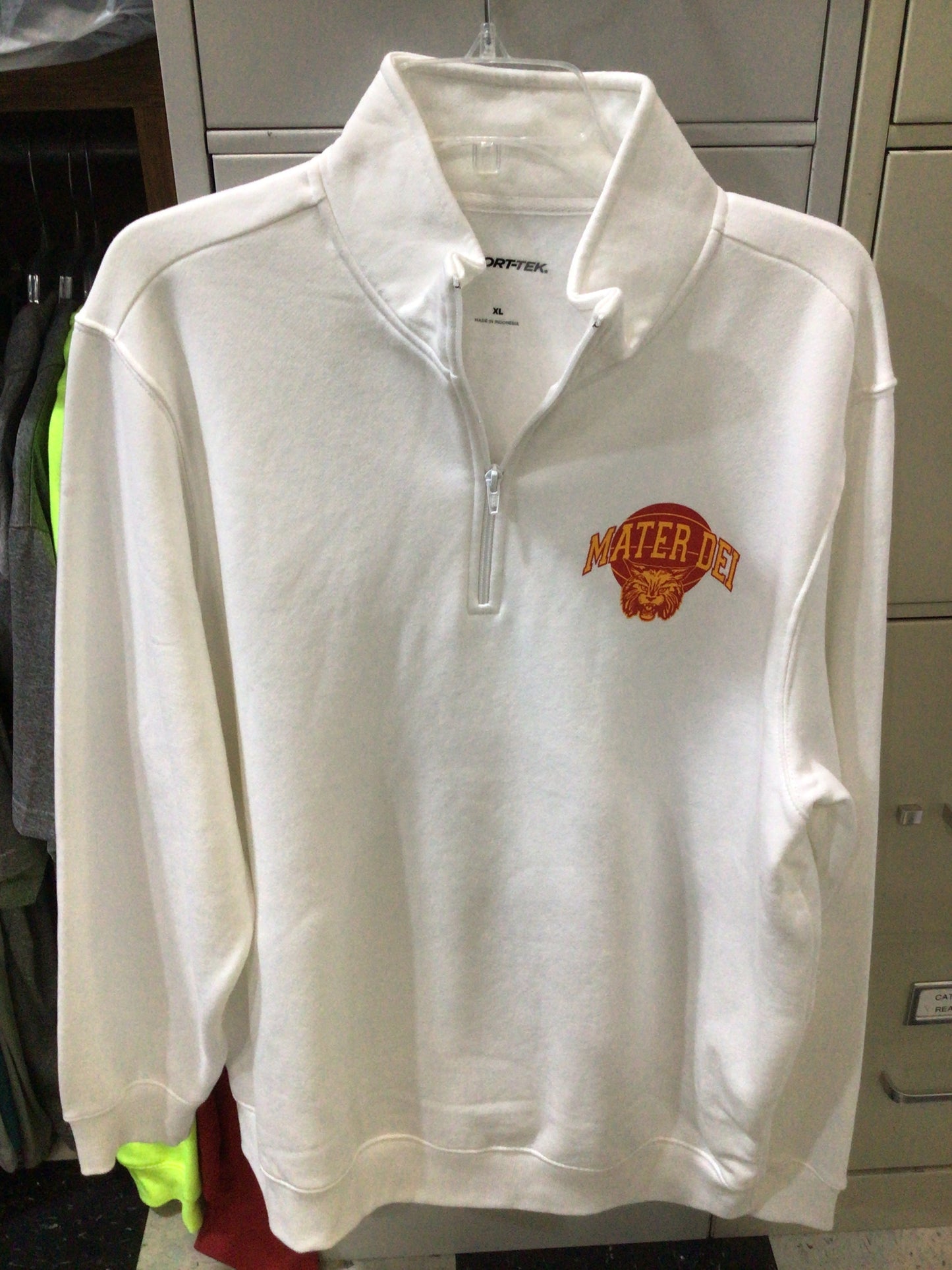 Mater Dei - Basketball Wildcat Head 1/4 Zip