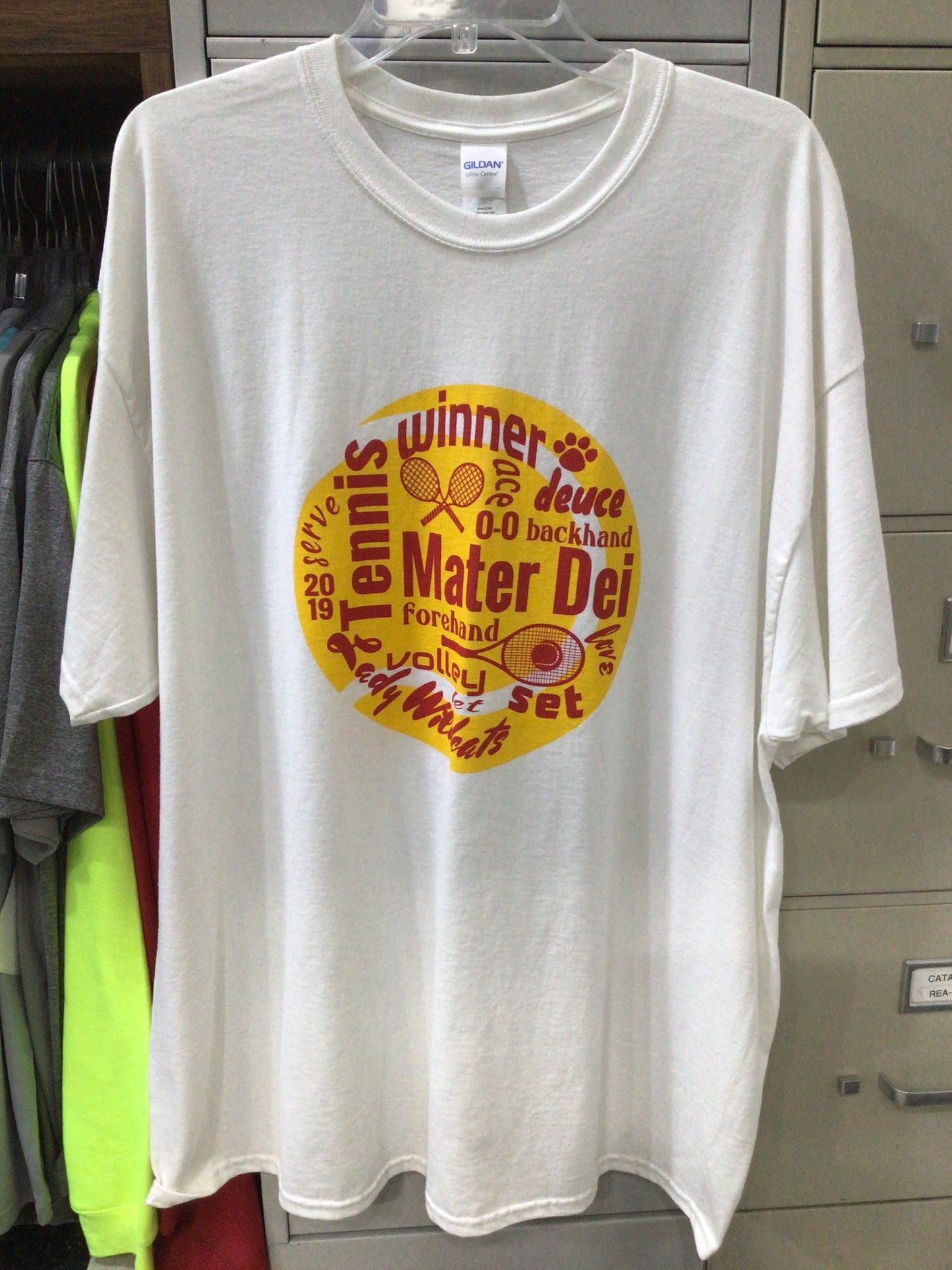 Mater Dei - MD Tennis Circle Collage Gildan S/S
