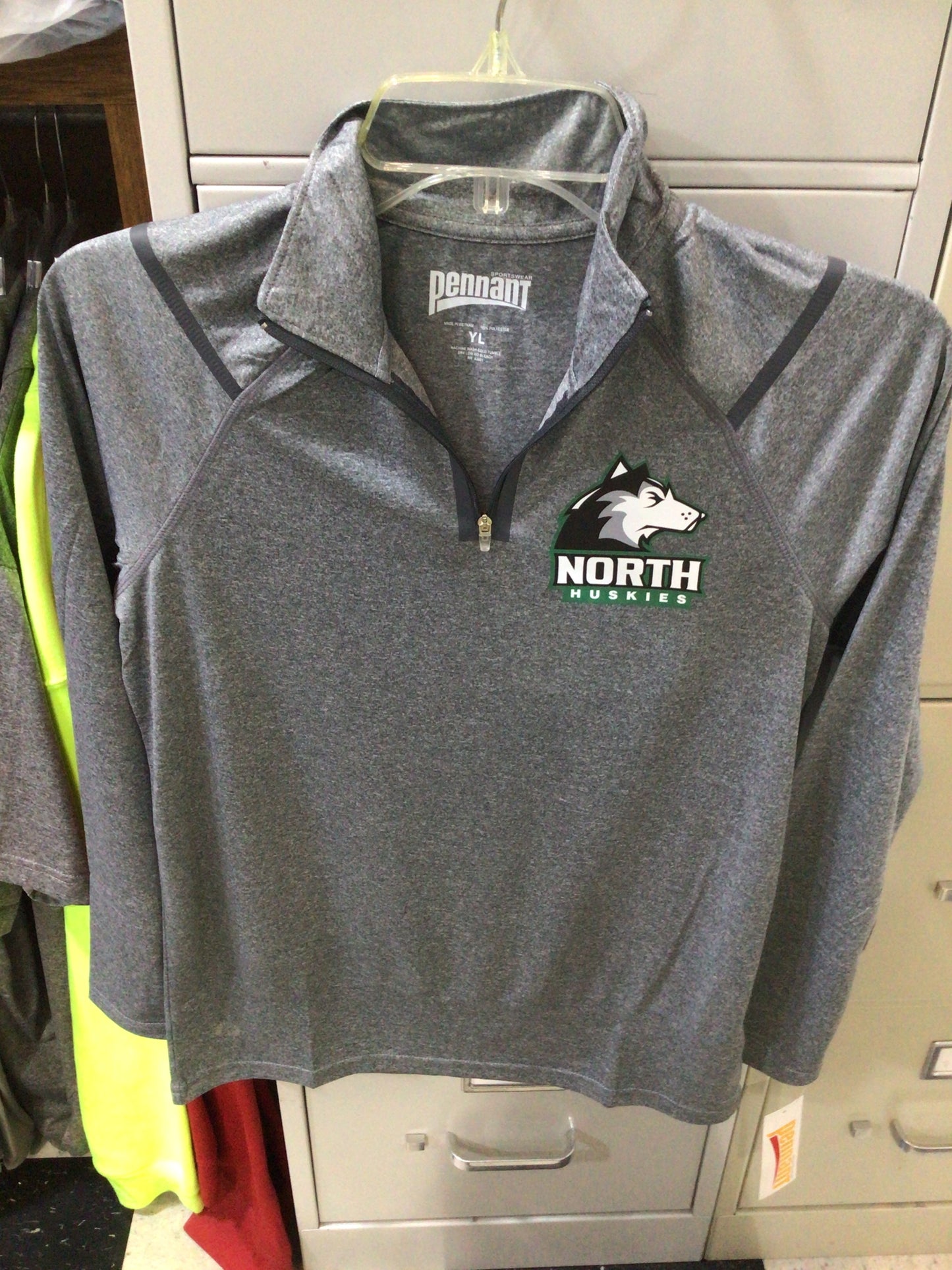 North - Youth Huskie Head Spike 1/4 Zip