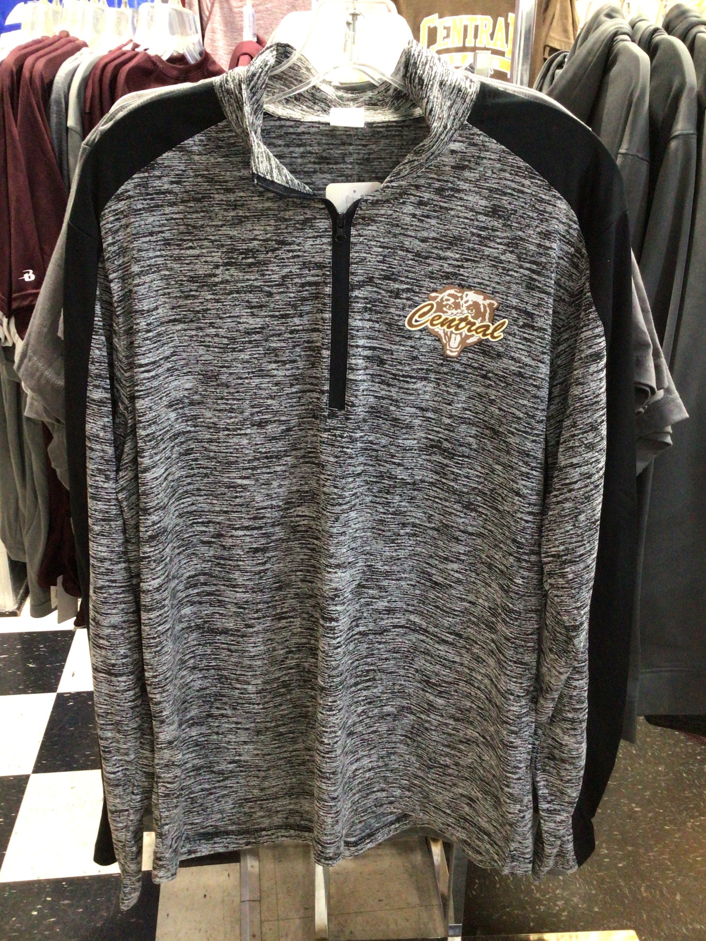 Central - Bear Head 1/4 Zip